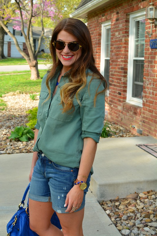 madewell work shirt, gap boyfriend shorts, rope wedges, marc jacobs stam, illesteva milan sunglasses