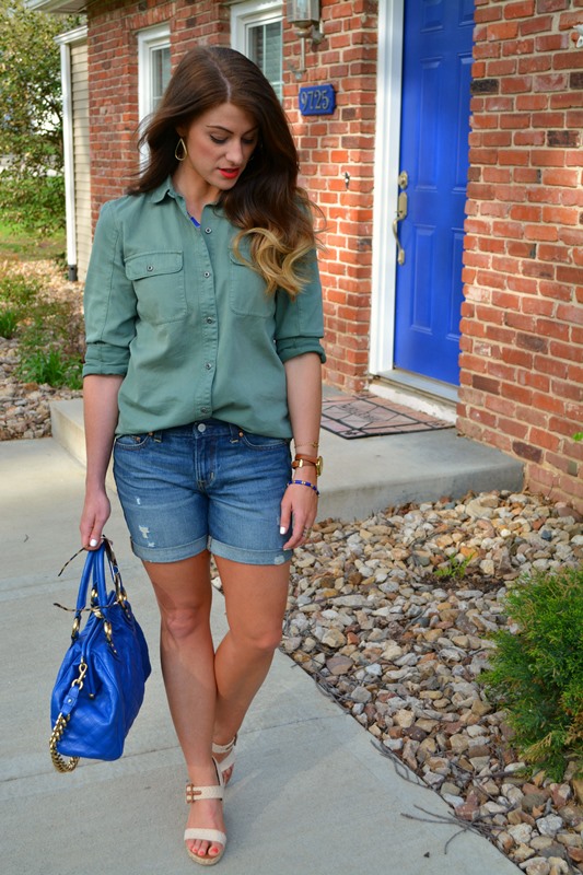 madewell work shirt, gap boyfriend shorts, rope wedges, marc jacobs stam