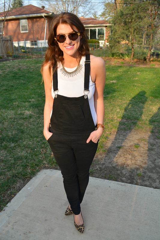 asos black overalls, courtney kerr baublebar necklace, leopard pumps