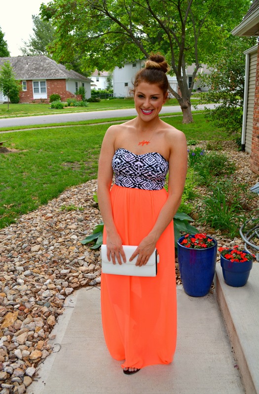 cc lake neon nights dress, dolce vita bow sandals, ashley from lsr, bauble bar signature necklace