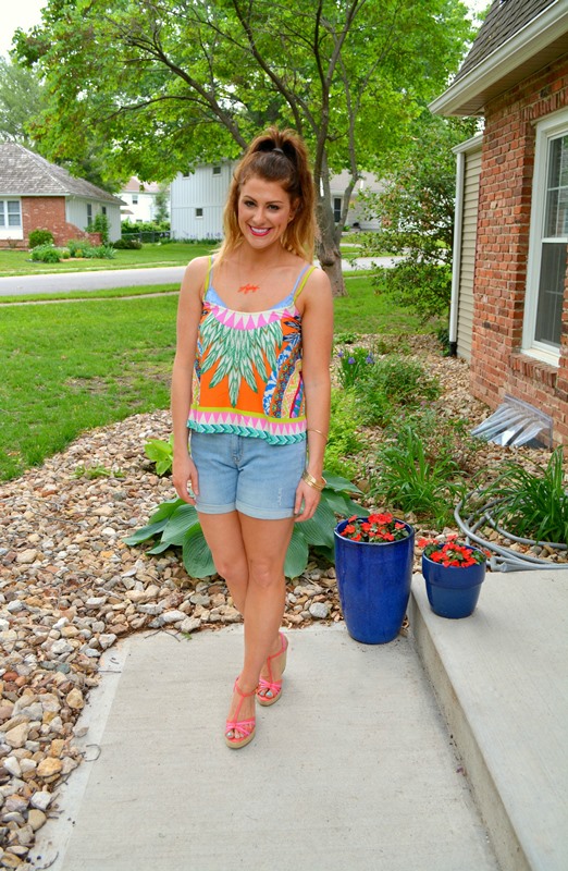 swell tank, gap boyfriend shorts, pink wedges, baublebar signature necklace, ashley from LSR