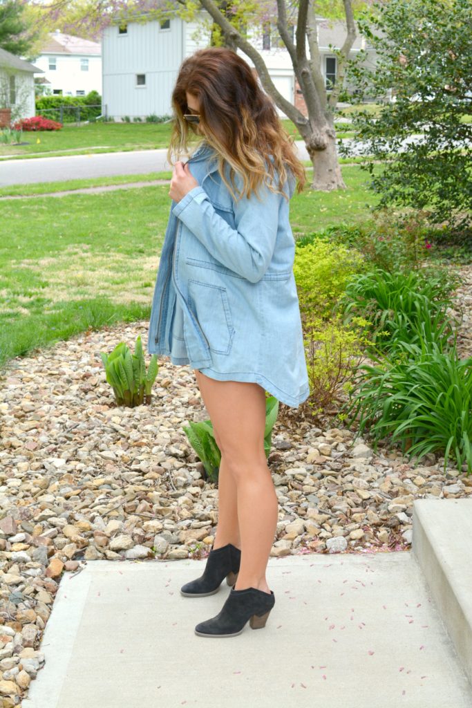 Ashley from LSR in a BB Dakota chambray jacket and Dolce Vita boots