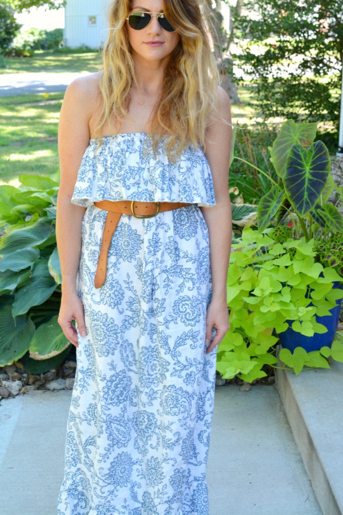 Ashley from LSR in a printed linen maxi dress and linea pelle belt