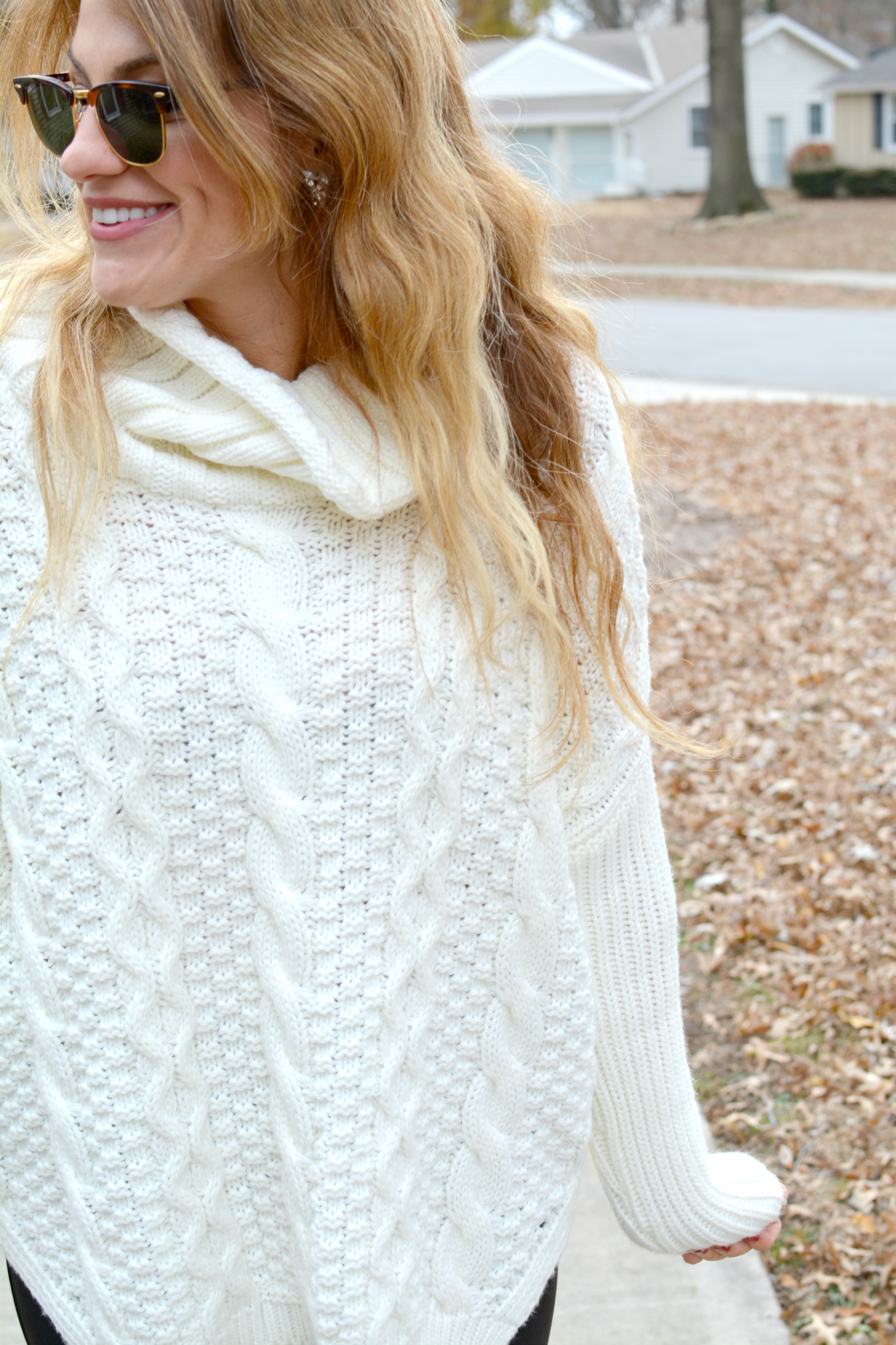 Cozy Holiday: Spanx Leggings + Ivory Cable Knit.