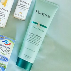 Ashley from LSR sharing the Star Studded Style Secrets Babbleboxx: Kerastase leave-in primer