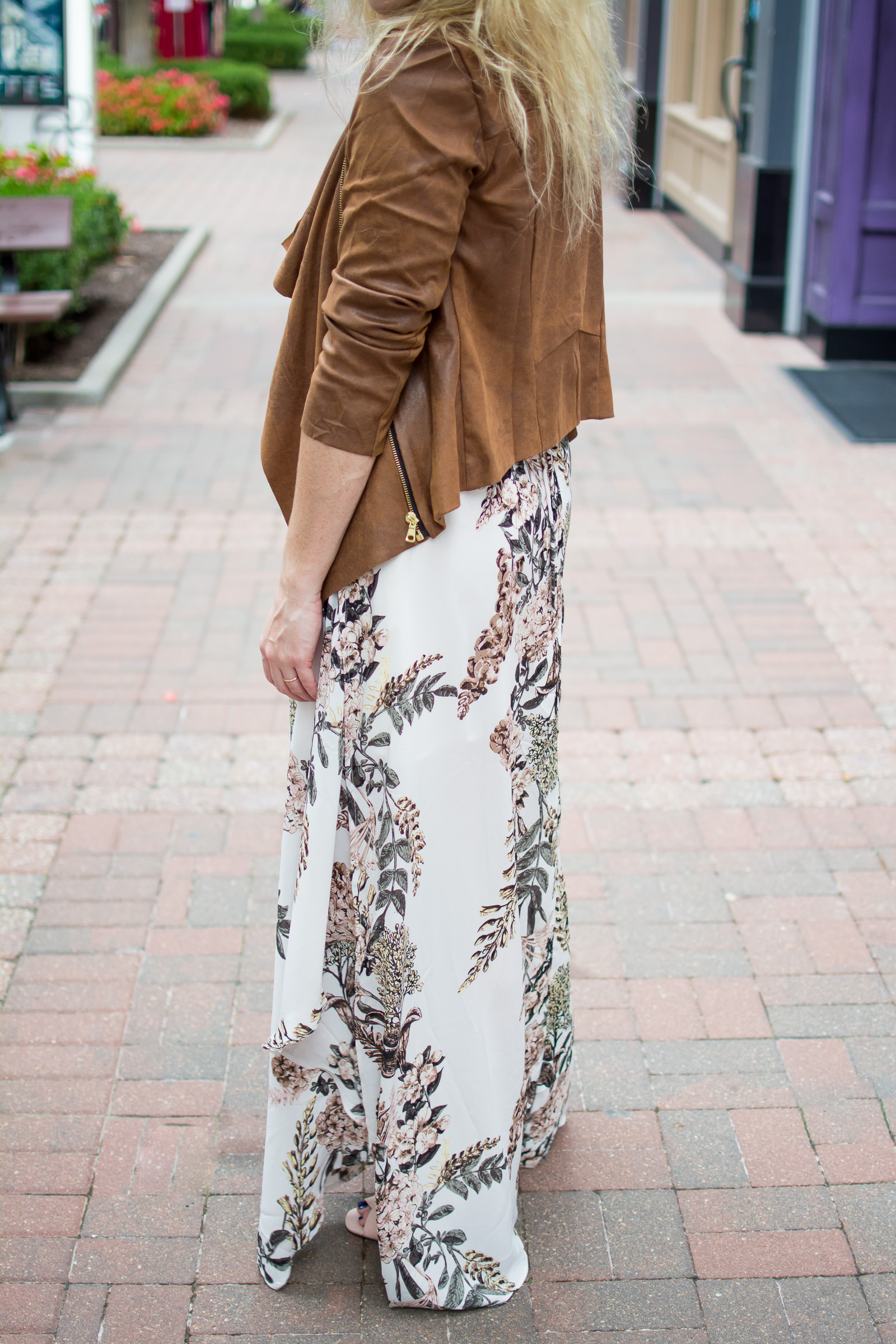 Make Your Summer Maxi Dress Fall-Friendly. | Ashley from LSR