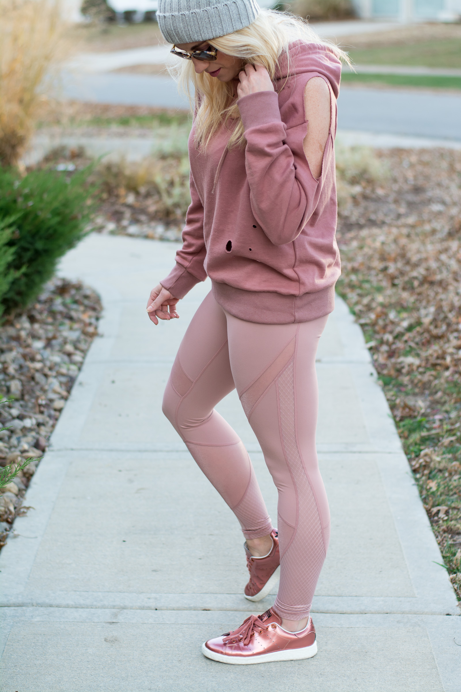 Winter Outfit: All Blush Everything. | Ashley from Le Stylo Rouge