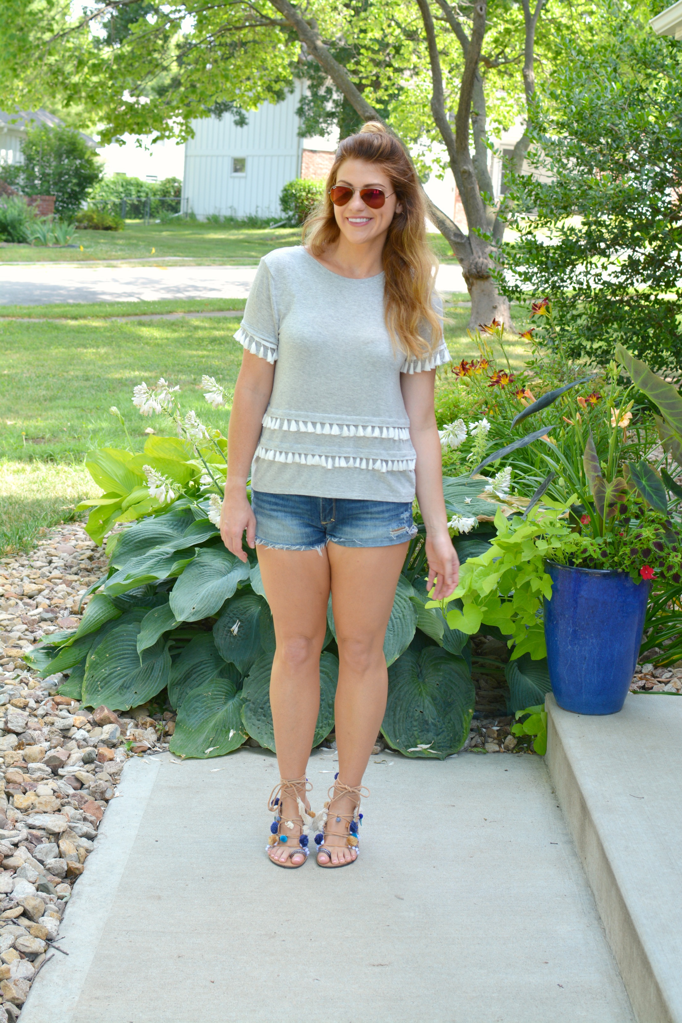 Tassel Tee + Pom Pom Lace-up Sandals. | Le Stylo Rouge