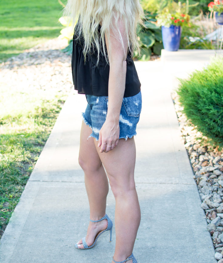 Styling Cutoffs with Gingham Heels. | Ashley from Le Stylo Rouge