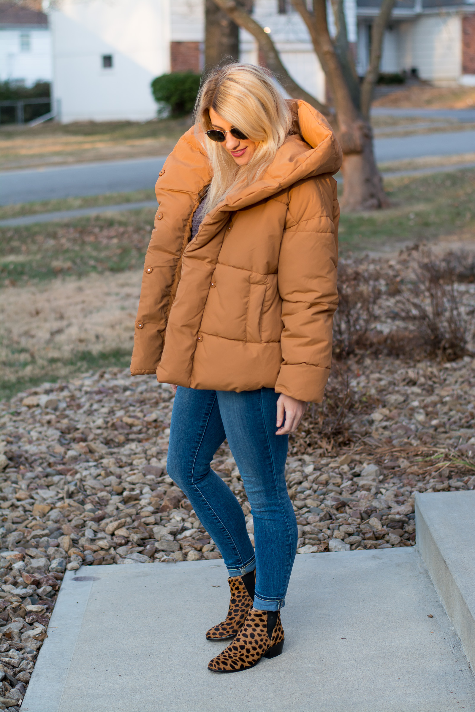 Orange puffer jacket outlet outfit