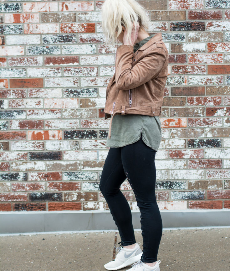 Suede Leggings Outfits (2 ideas & outfits)