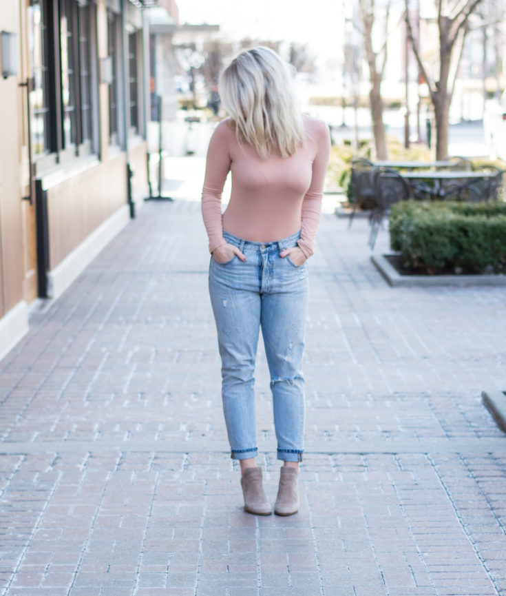 Spring Transition Outfit: Blush Turtleneck + Levi's 501s. | Ashley from LSR