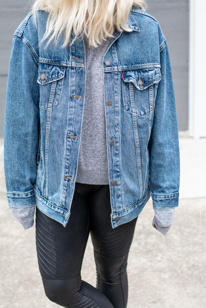 15 Jean Jacket With Leggings Outfits That We Can Not Get Enough Of -  Society19 | Outfits with leggings, Sporty outfits, Stylish outfits