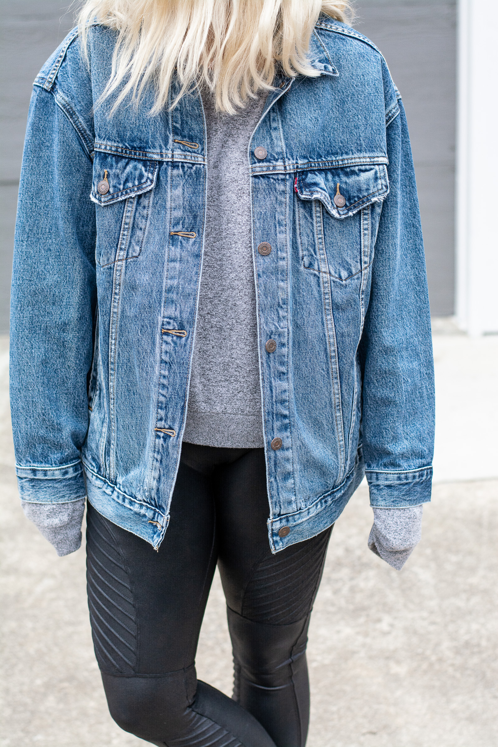 15 Jean Jacket With Leggings Outfits That We Can Not Get Enough Of -  Society19 | Outfits with leggings, Casual winter outfits, Athleisure outfits