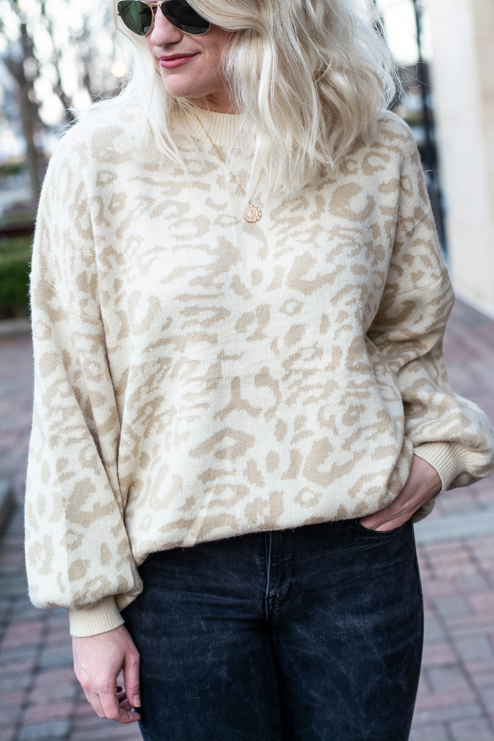 Oversized Neutral Leopard Sweater + Pumps. | Ash from LSR