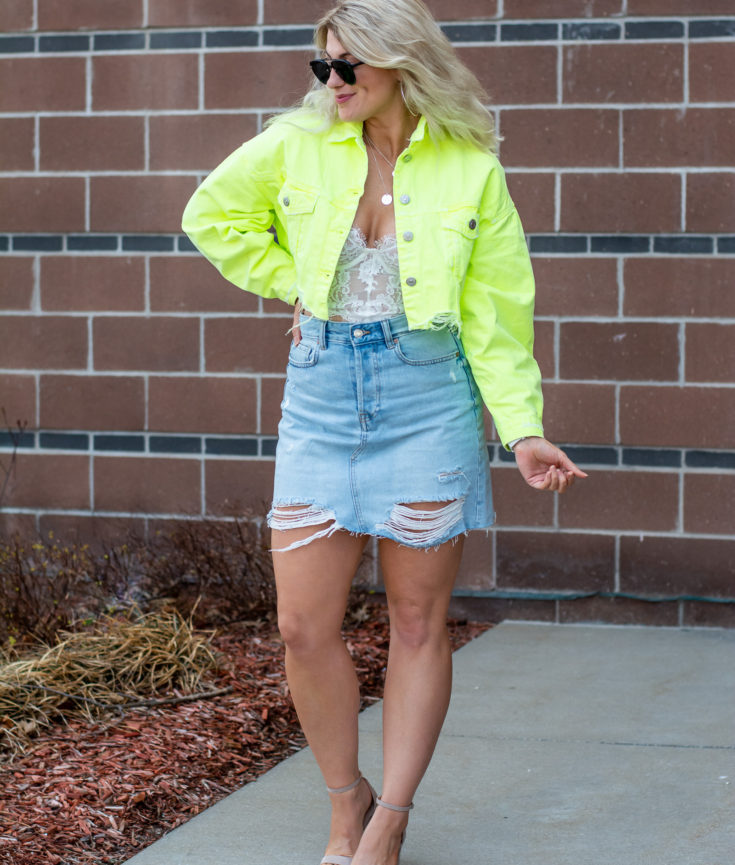 How to Wear a Cropped Neon Denim Jacket. | LSR