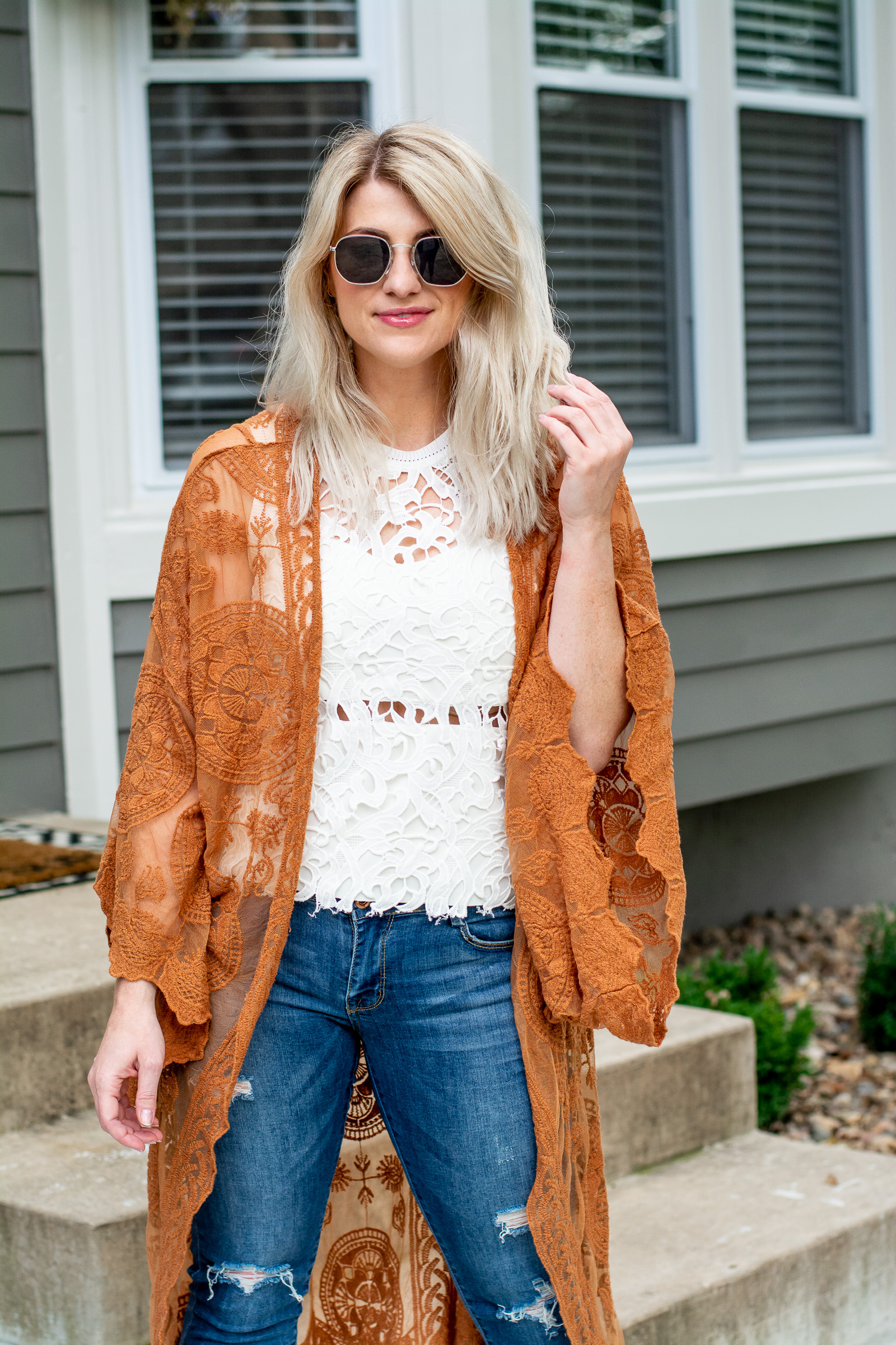 Pumpkin-colored Duster + White Booties. | Le Stylo Rouge