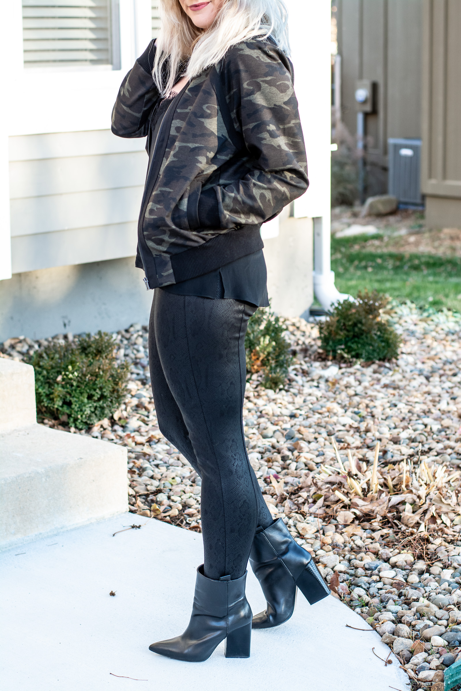 Winter Outfit: Camo Jacket and Snakeskin Leggings. | LSR