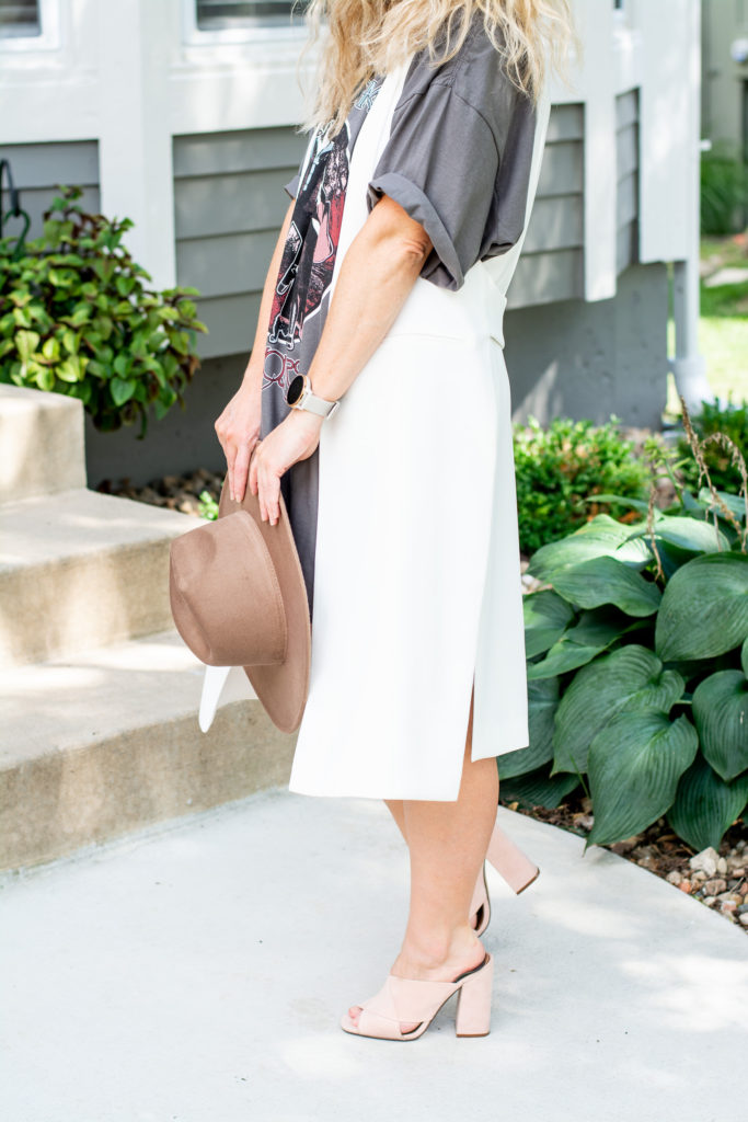 Oversized Band TShirt Dress + Longline Vest. Le Stylo Rouge