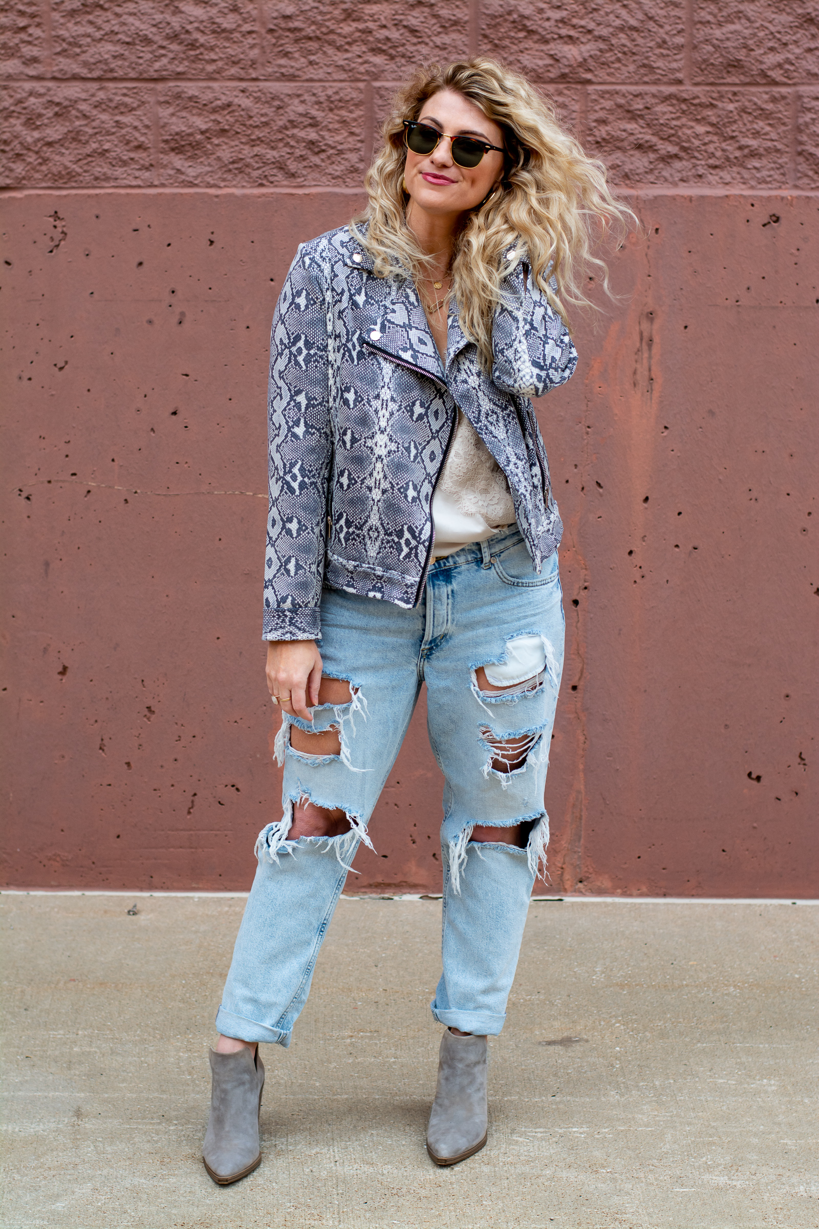 Casual Fall: Snakeskin Jacket and Destroyed Boyfriend Jeans. | LSR