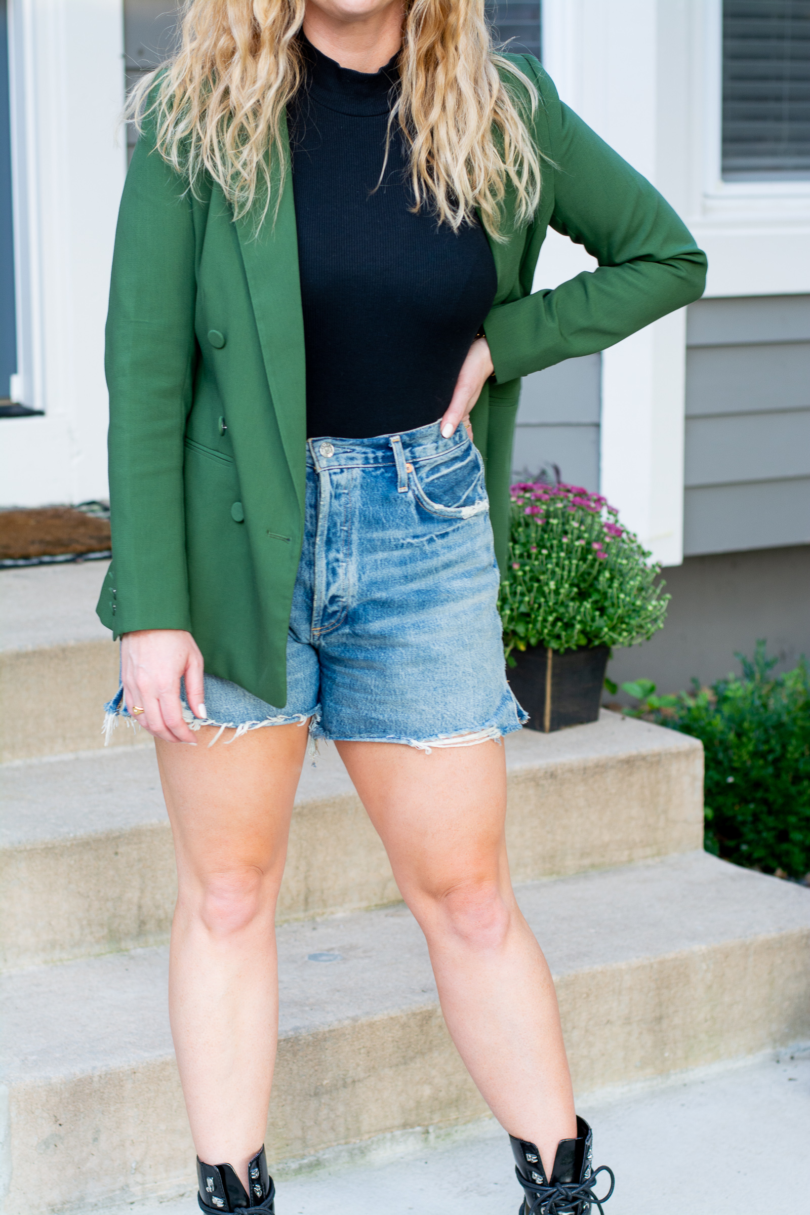 Fall Transition Outfit: Blazers and Cutoff Shorts. | LSR