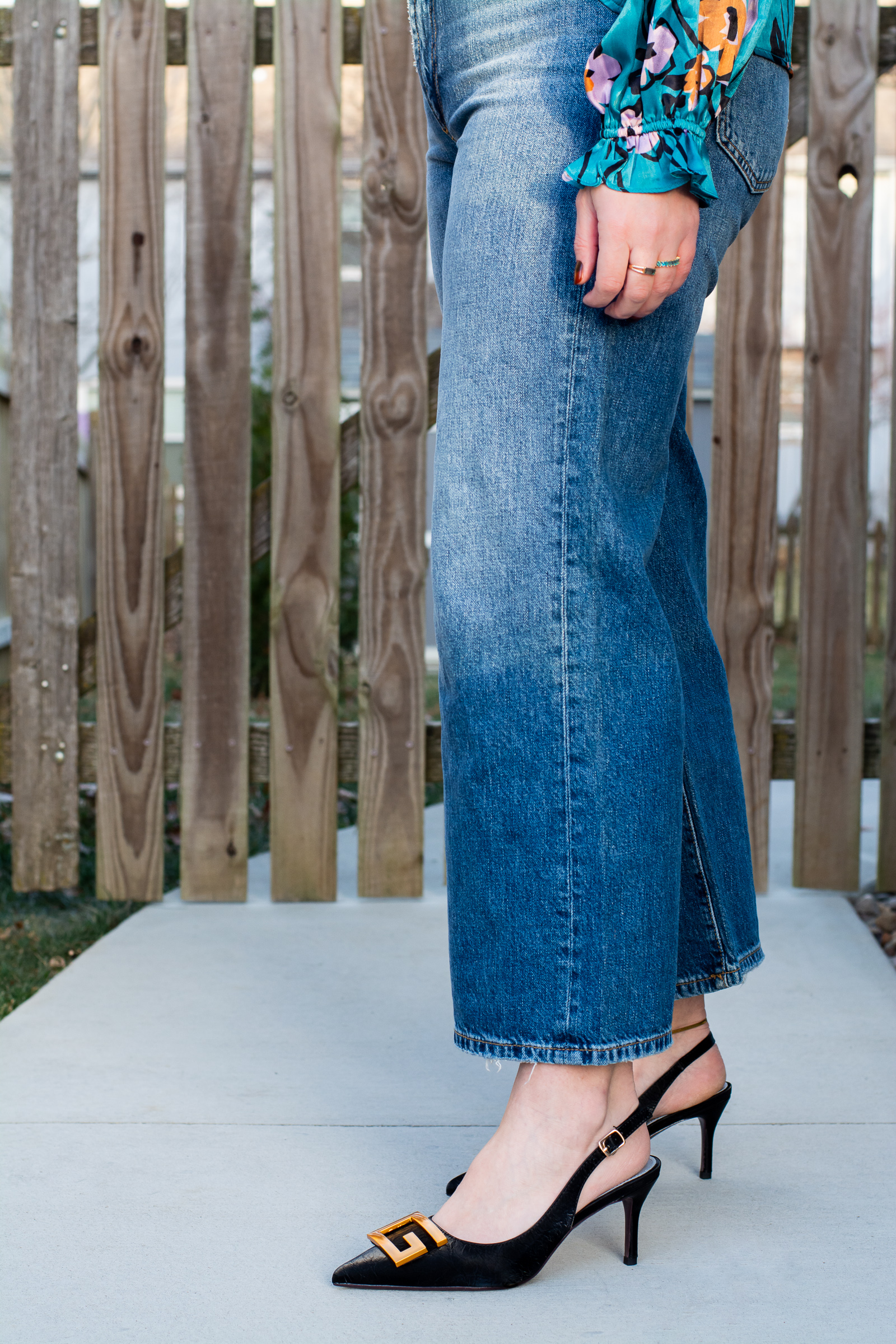 Wide-leg Cropped Jeans + Slingback Heels. | LSR
