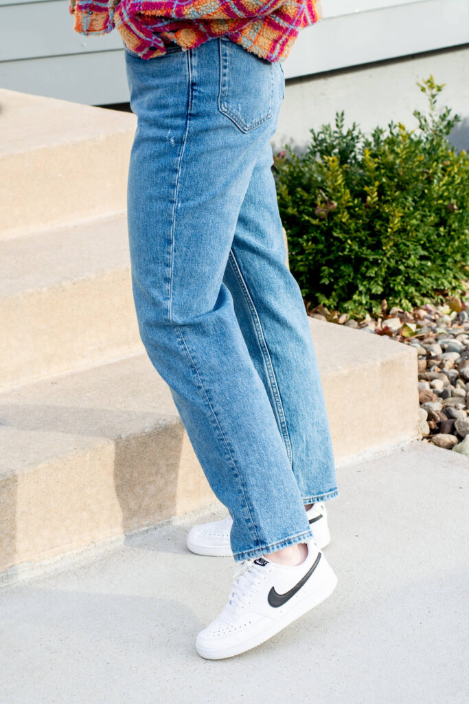 Straight Leg Jeans and White Nike Sneakers. | LSR