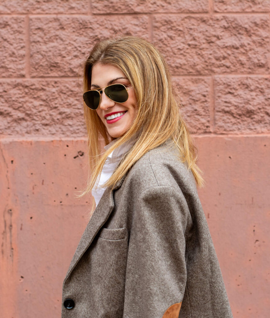 Winter outfitting: oversized brown wool blazer. | Le Stylo Rouge