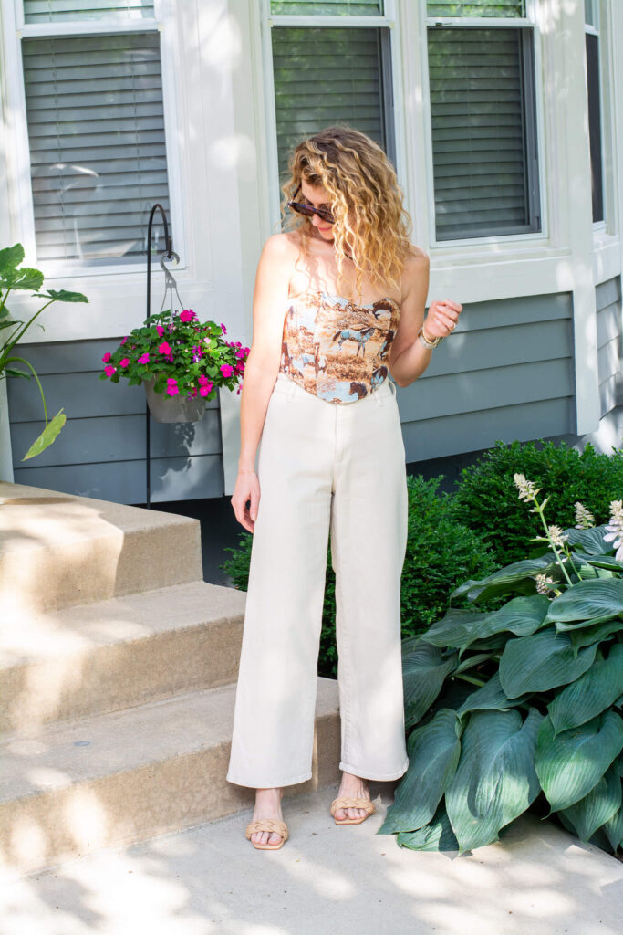 Summer Outfit: Horse Corset and Affordable Wide-leg Jeans. | LSR